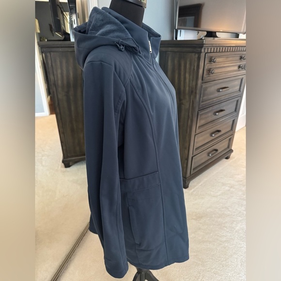 The North Face Women's Navy Trench Coat - Picture 3 of 9